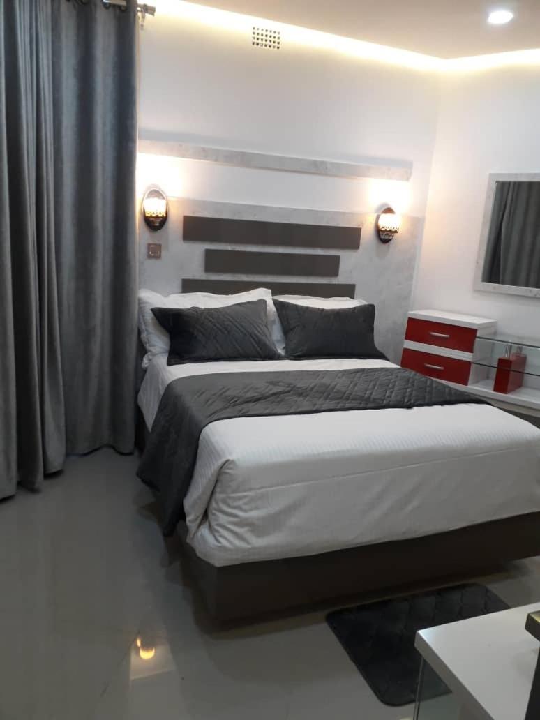 Kaazmein Lodge Livingstone Esterno foto