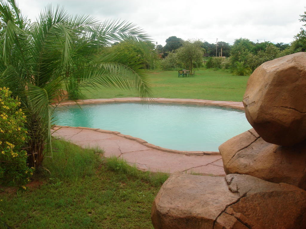 Kaazmein Lodge Livingstone Esterno foto