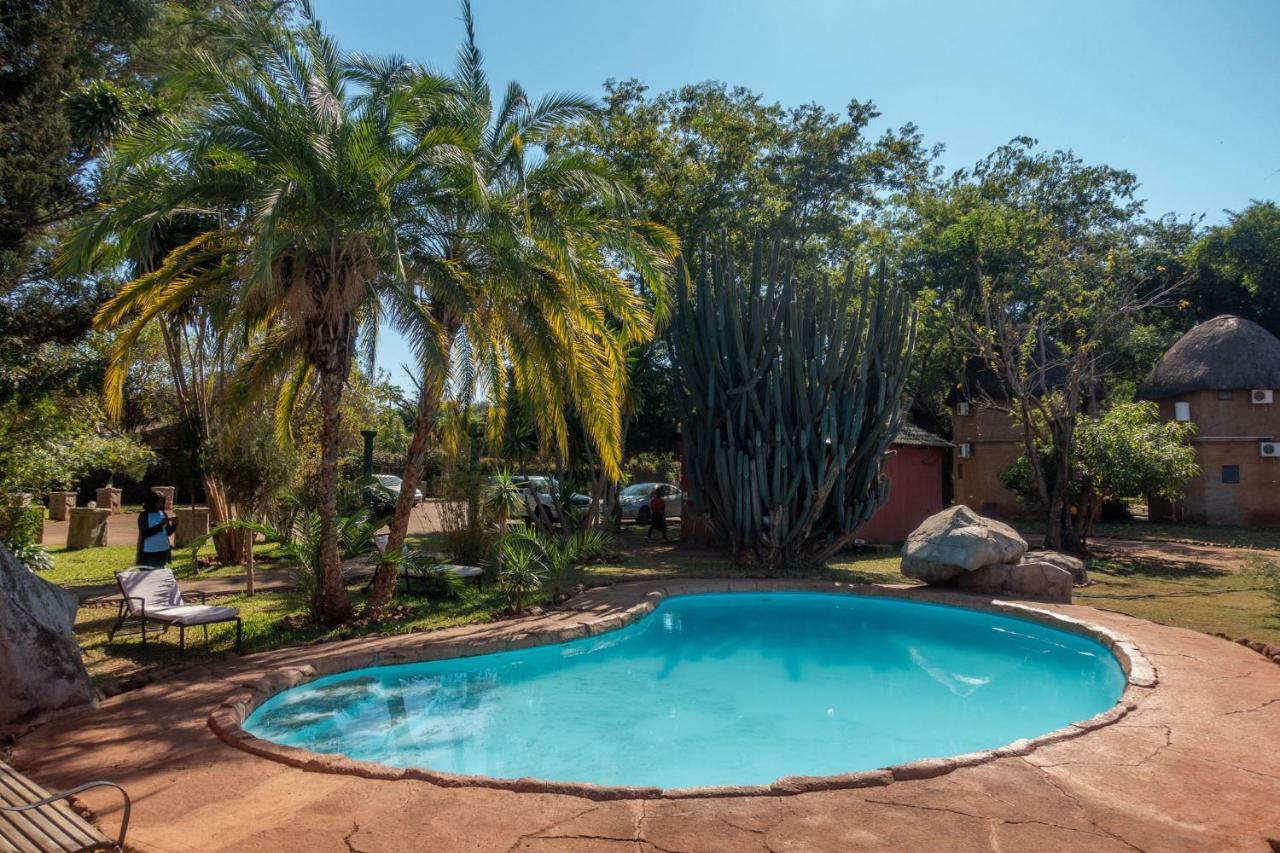 Kaazmein Lodge Livingstone Esterno foto